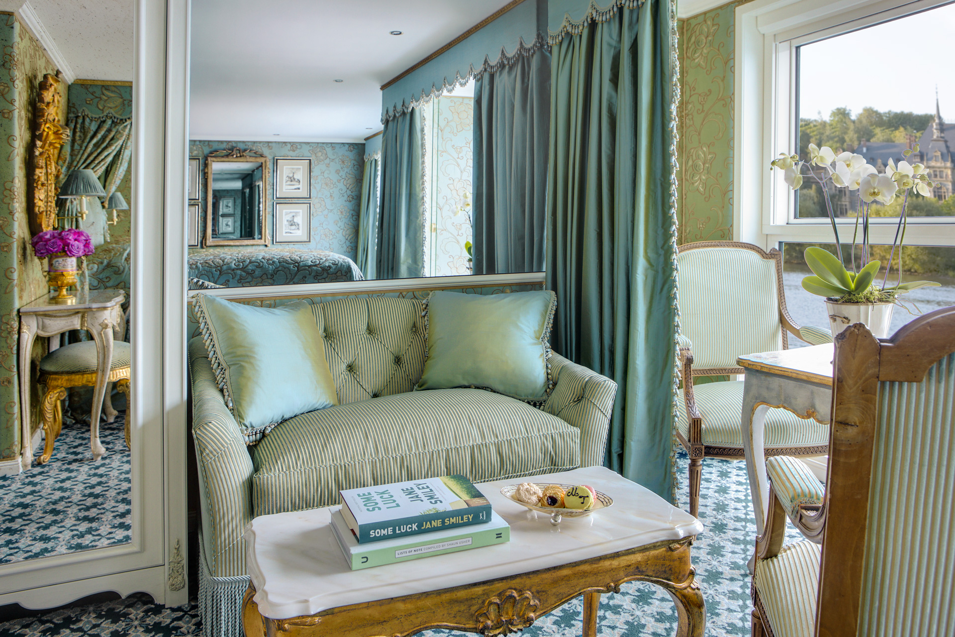 UNIWORLD Boutique River Cruises SS Maria Theresa Accommodation Suite 406 2.jpg
